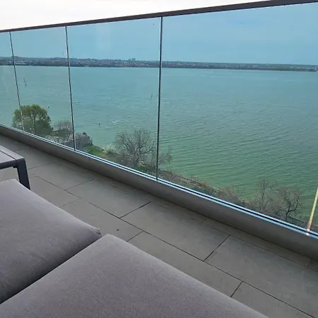Sunset Boutique Lakeview *